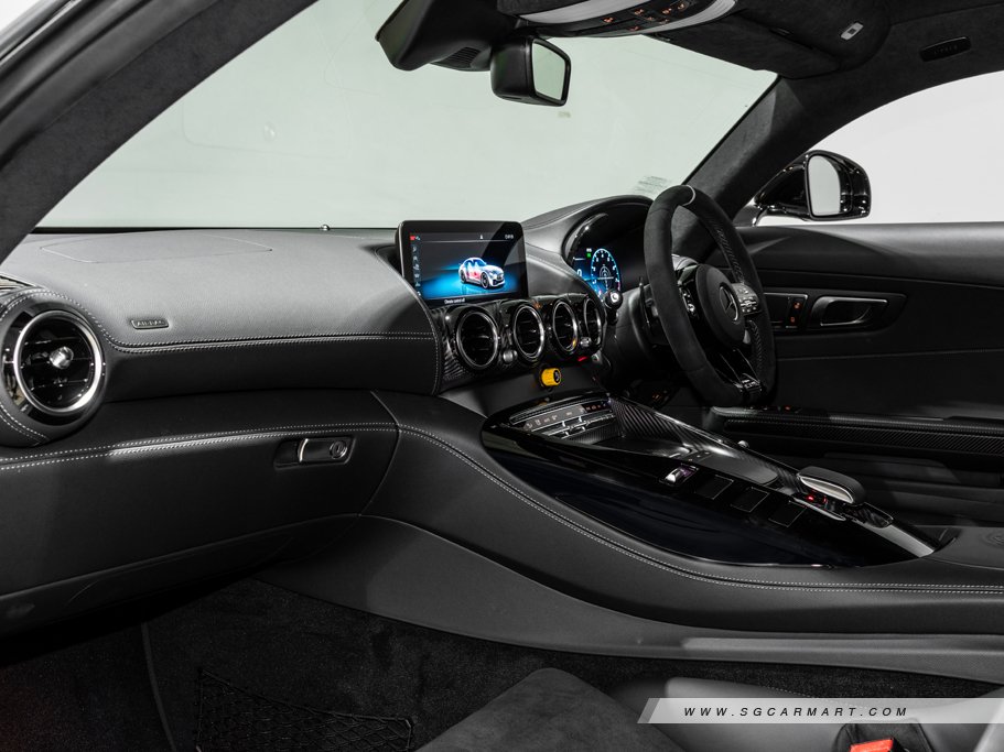 https://i.i-sgcm.com/new_cars/cars/12403/12403_g93