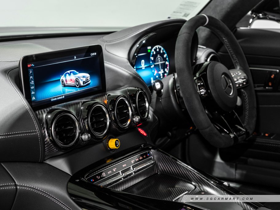https://i.i-sgcm.com/new_cars/cars/12403/12403_g94