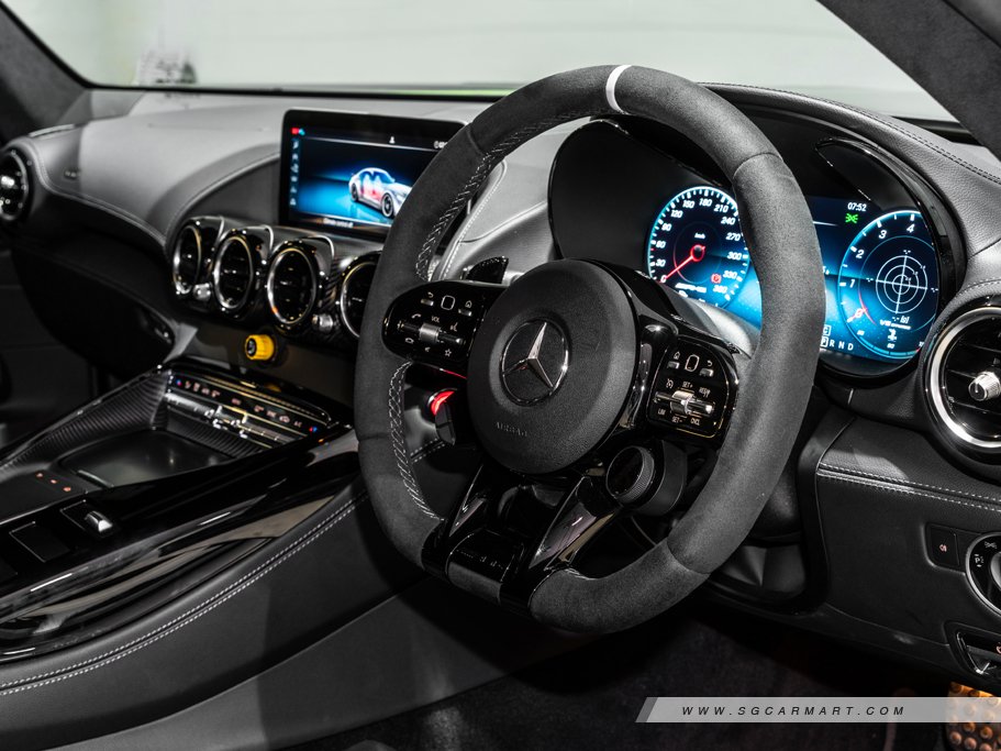 https://i.i-sgcm.com/new_cars/cars/12403/12403_g95