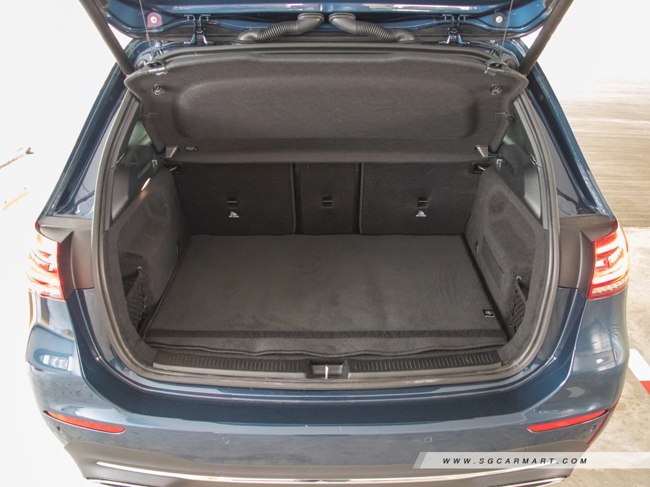Mercedes-Benz B-Class B200 Progressive 29