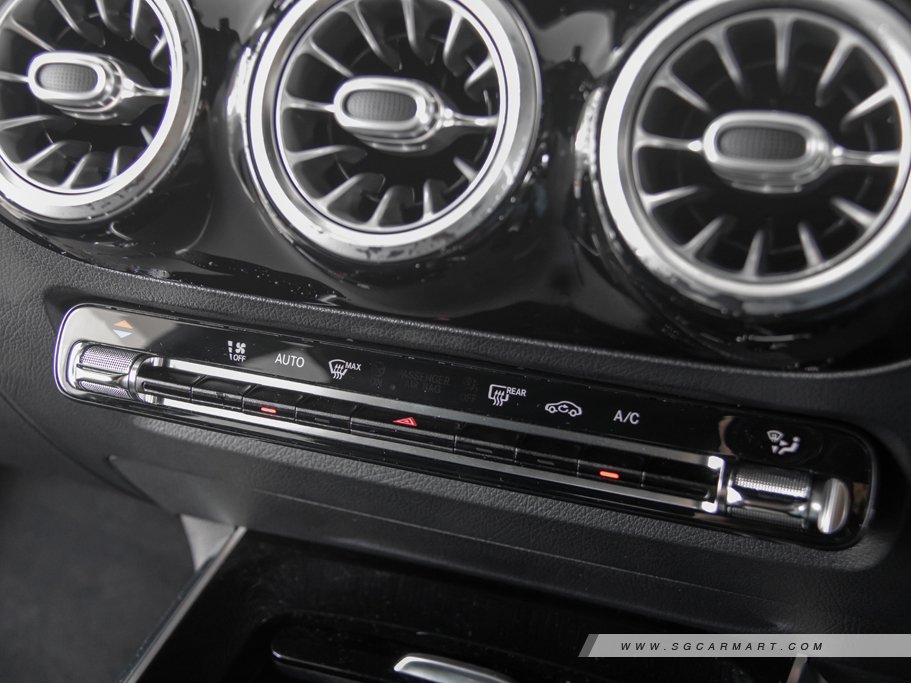 Mercedes-Benz B-Class B200 AMG Line 56