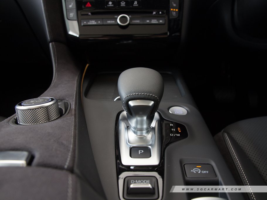 https://i.i-sgcm.com/new_cars/cars/12408/12408_g22