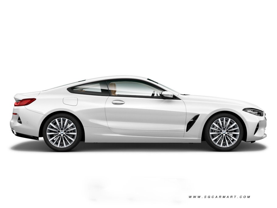 BMW 8 Series Coupe 4