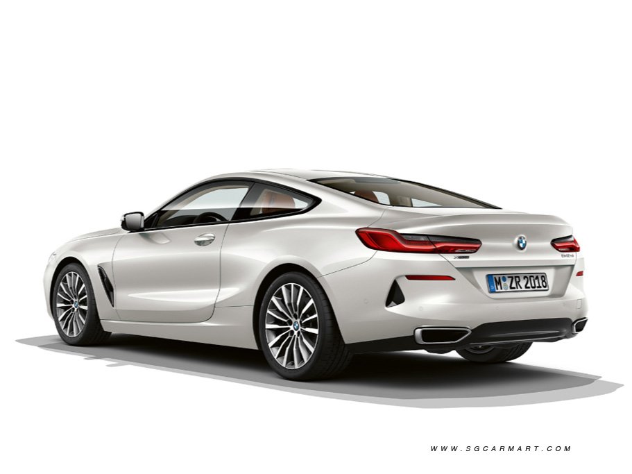 BMW 8 Series Coupe 7