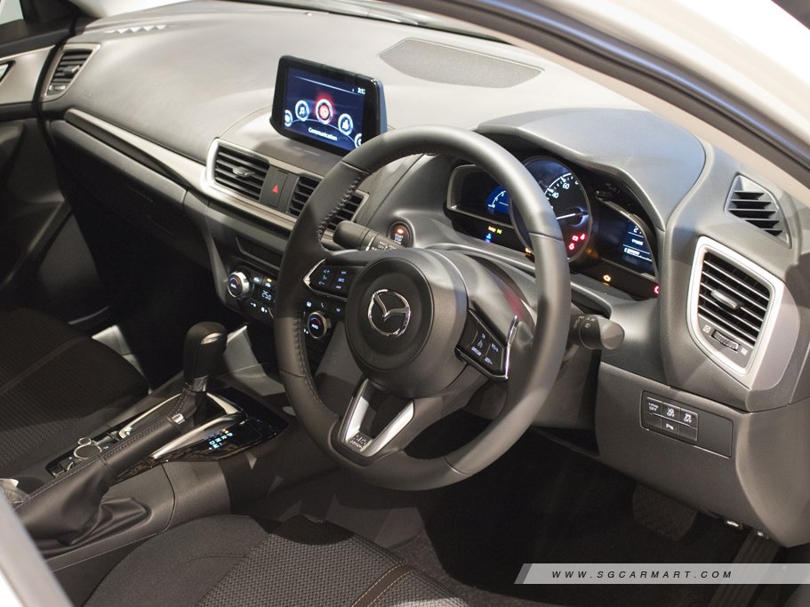 https://i.i-sgcm.com/new_cars/cars/12420/12420_g16