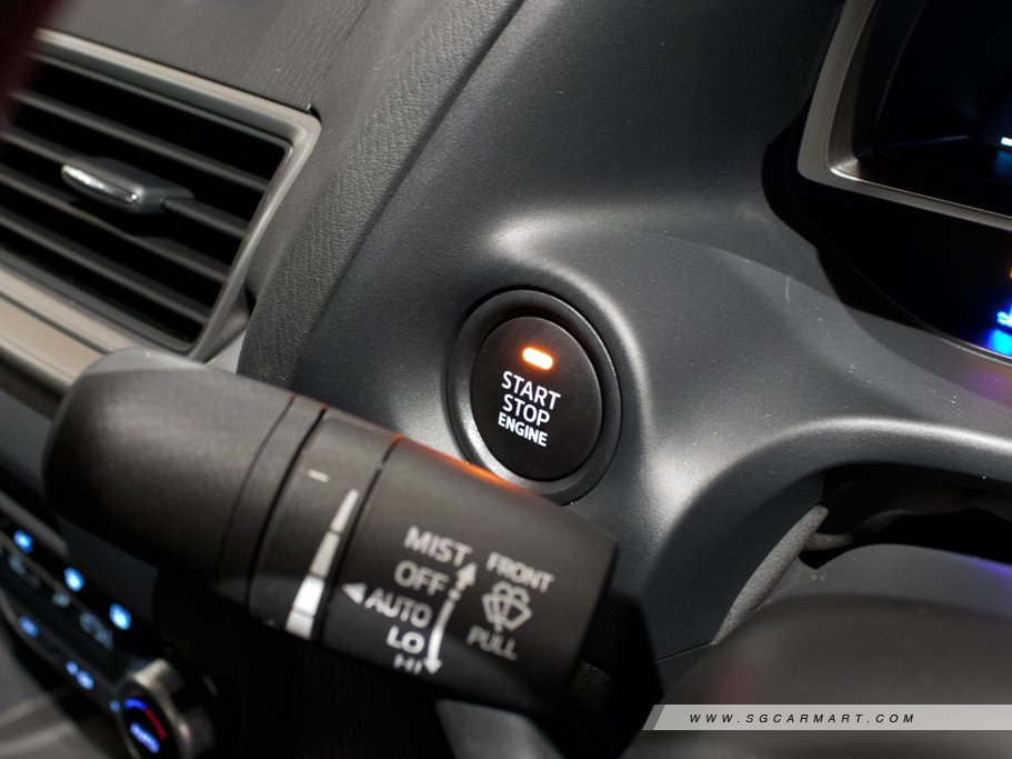 https://i.i-sgcm.com/new_cars/cars/12420/12420_g22