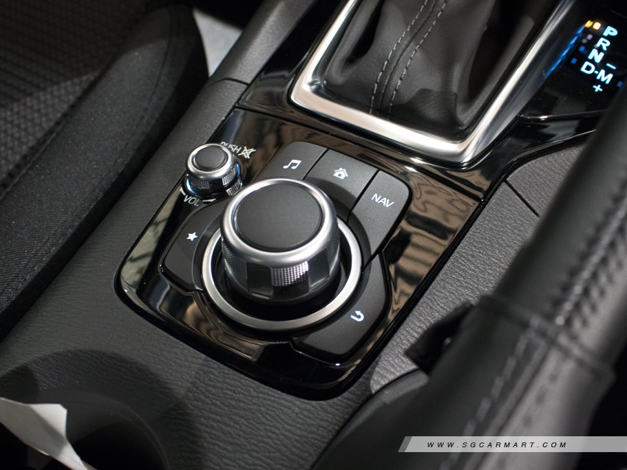 https://i.i-sgcm.com/new_cars/cars/12420/12420_g28