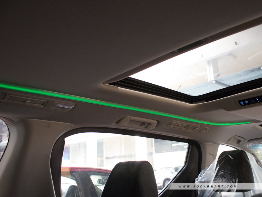 https://i.i-sgcm.com/new_cars/cars/12421/12421_g17