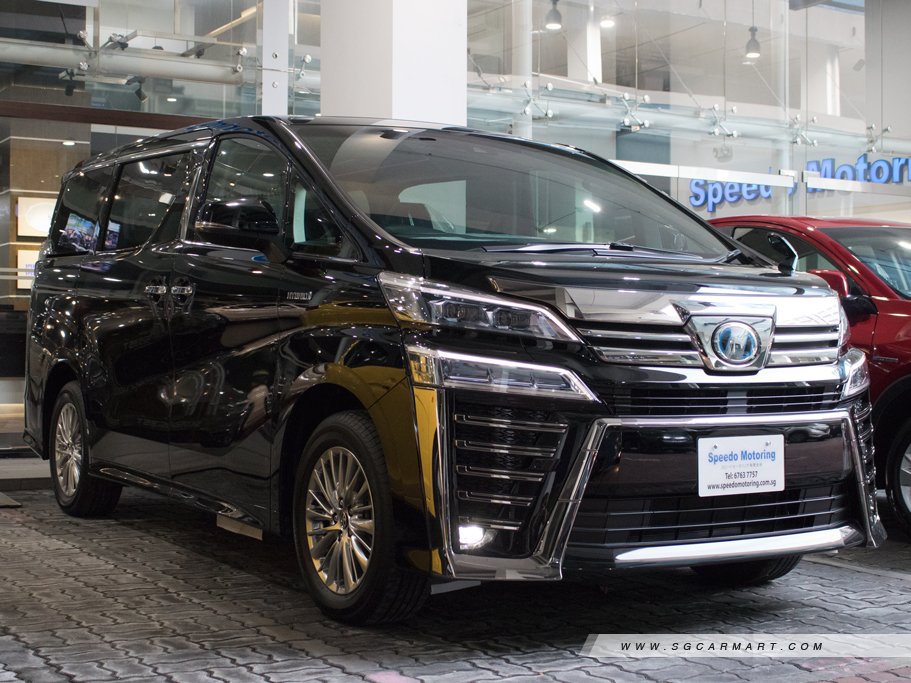 https://i.i-sgcm.com/new_cars/cars/12421/12421_g1