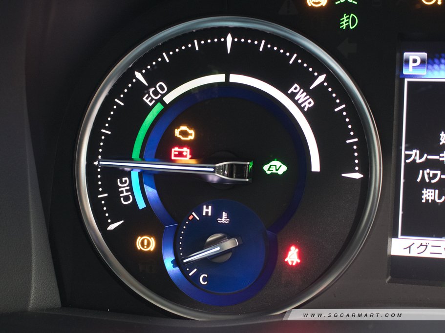 https://i.i-sgcm.com/new_cars/cars/12421/12421_g25