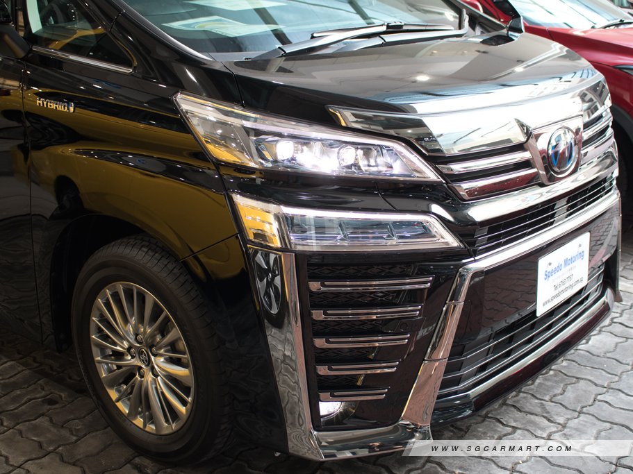 https://i.i-sgcm.com/new_cars/cars/12421/12421_g3