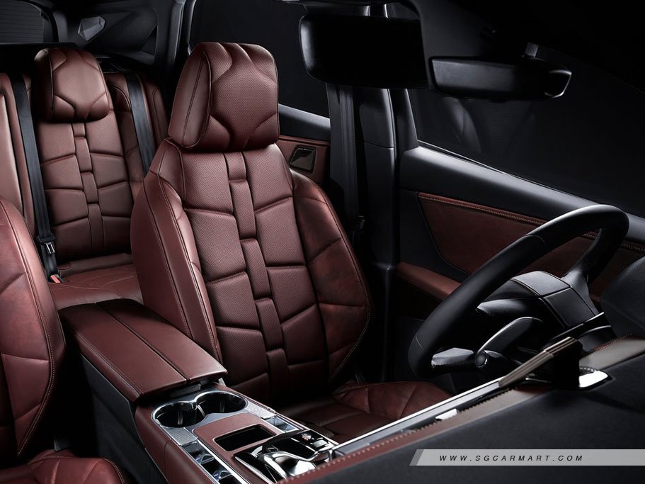 https://i.i-sgcm.com/new_cars/cars/12424/12424_g18