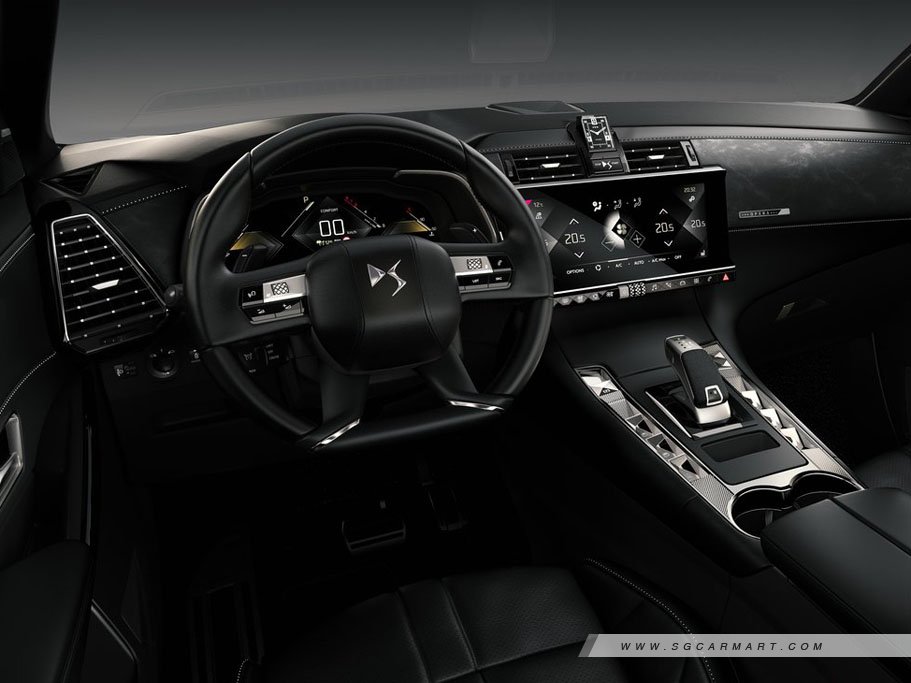 https://i.i-sgcm.com/new_cars/cars/12424/12424_g23