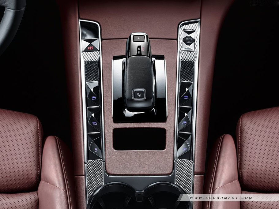 https://i.i-sgcm.com/new_cars/cars/12424/12424_g26