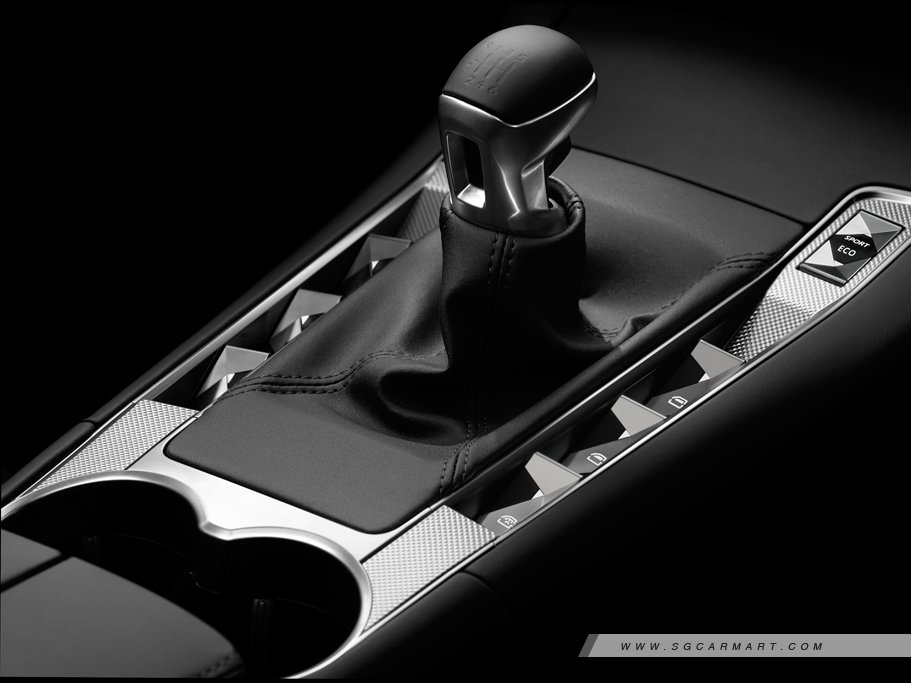 https://i.i-sgcm.com/new_cars/cars/12424/12424_g27
