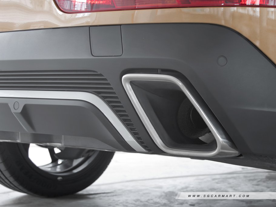 https://i.i-sgcm.com/new_cars/cars/12424/12424_g44