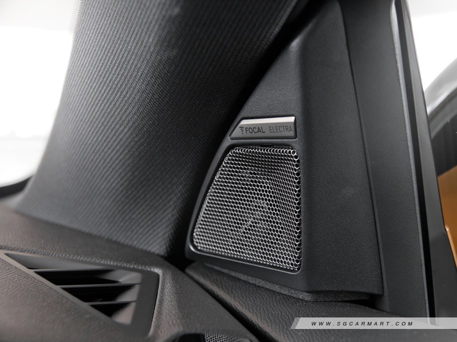 https://i.i-sgcm.com/new_cars/cars/12424/12424_g56
