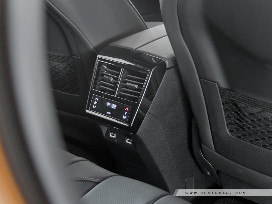 https://i.i-sgcm.com/new_cars/cars/12424/12424_g60