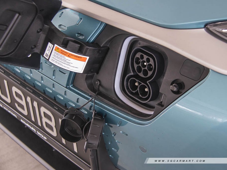 https://i.i-sgcm.com/new_cars/cars/12426/12426_g24