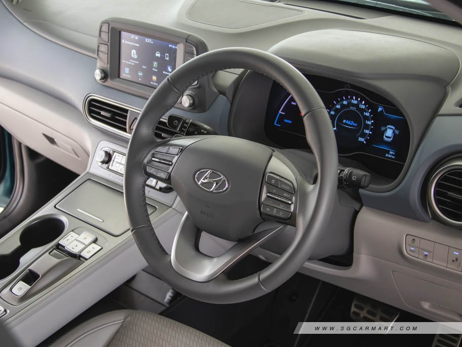 https://i.i-sgcm.com/new_cars/cars/12426/12426_g28