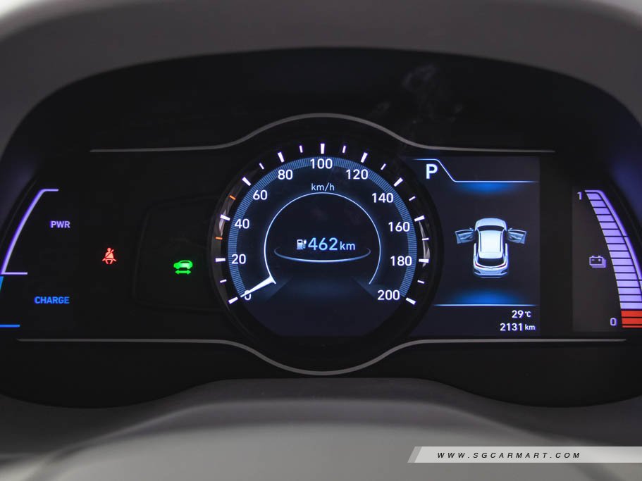 https://i.i-sgcm.com/new_cars/cars/12426/12426_g29