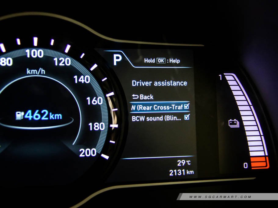 https://i.i-sgcm.com/new_cars/cars/12426/12426_g31