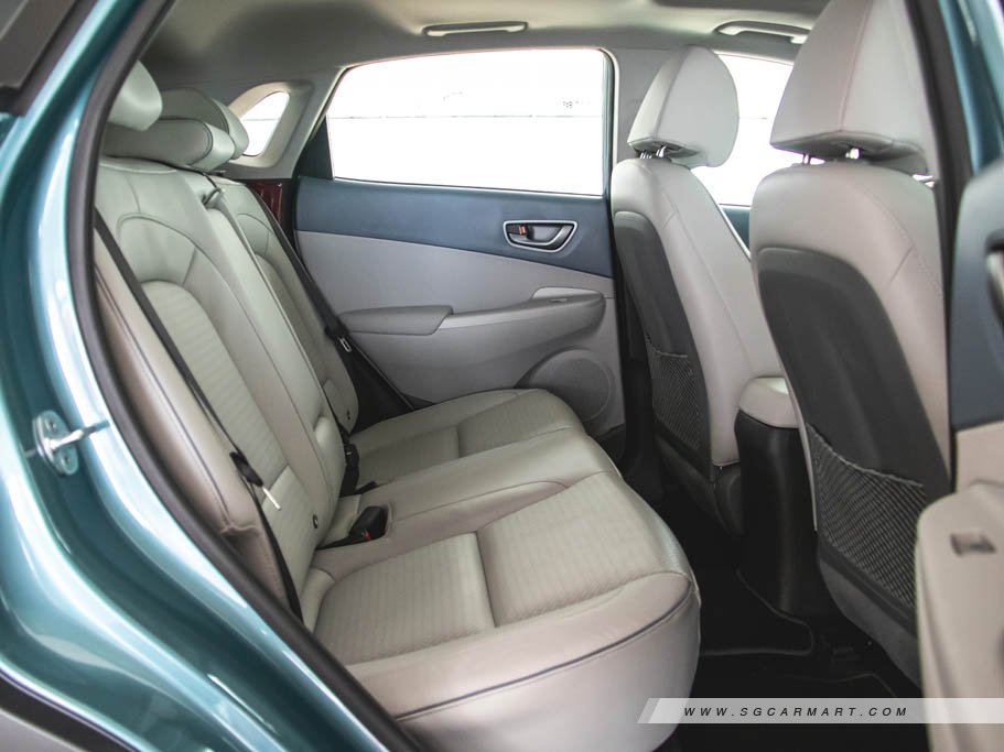 https://i.i-sgcm.com/new_cars/cars/12426/12426_g44