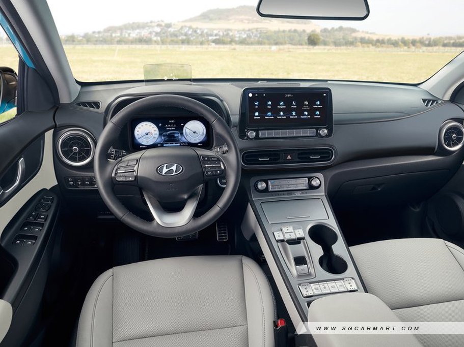 https://i.i-sgcm.com/new_cars/cars/12426/12426_g61