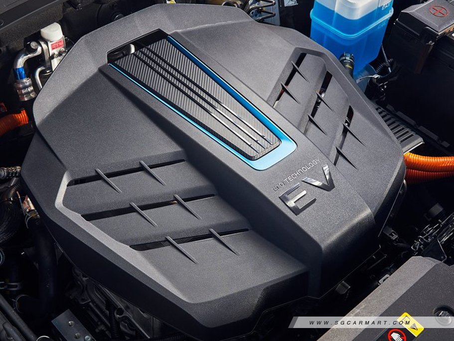 https://i.i-sgcm.com/new_cars/cars/12426/12426_g68