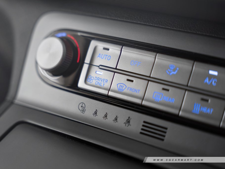 https://i.i-sgcm.com/new_cars/cars/12426/12426_g93