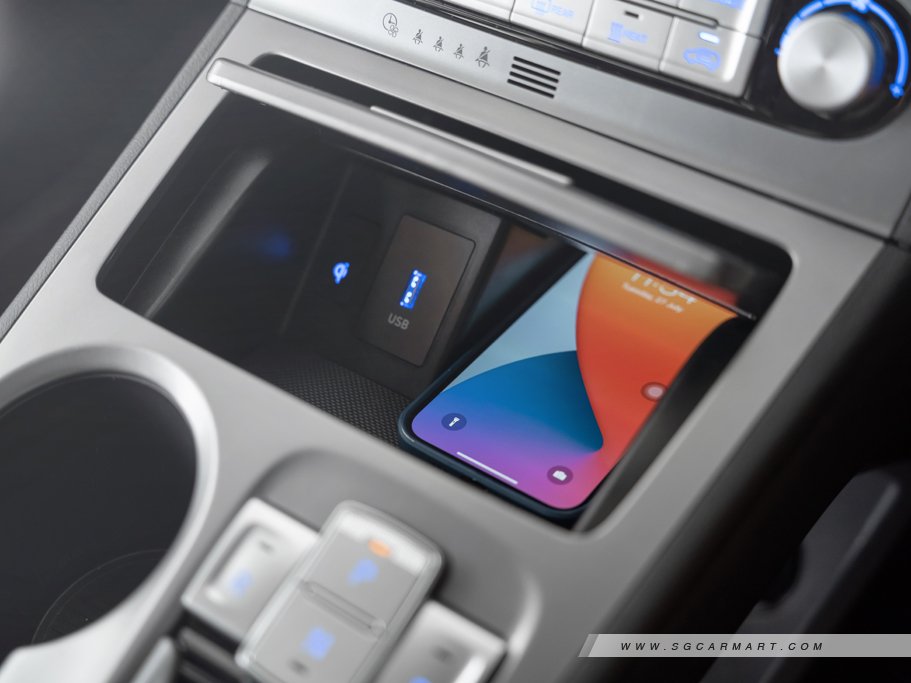 https://i.i-sgcm.com/new_cars/cars/12426/12426_g94