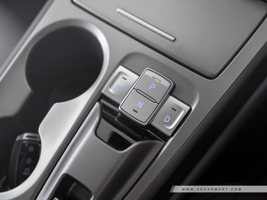 https://i.i-sgcm.com/new_cars/cars/12426/12426_g95