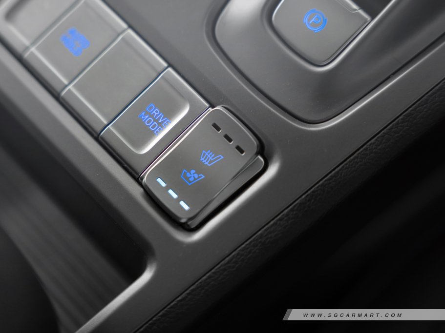 https://i.i-sgcm.com/new_cars/cars/12426/12426_g96