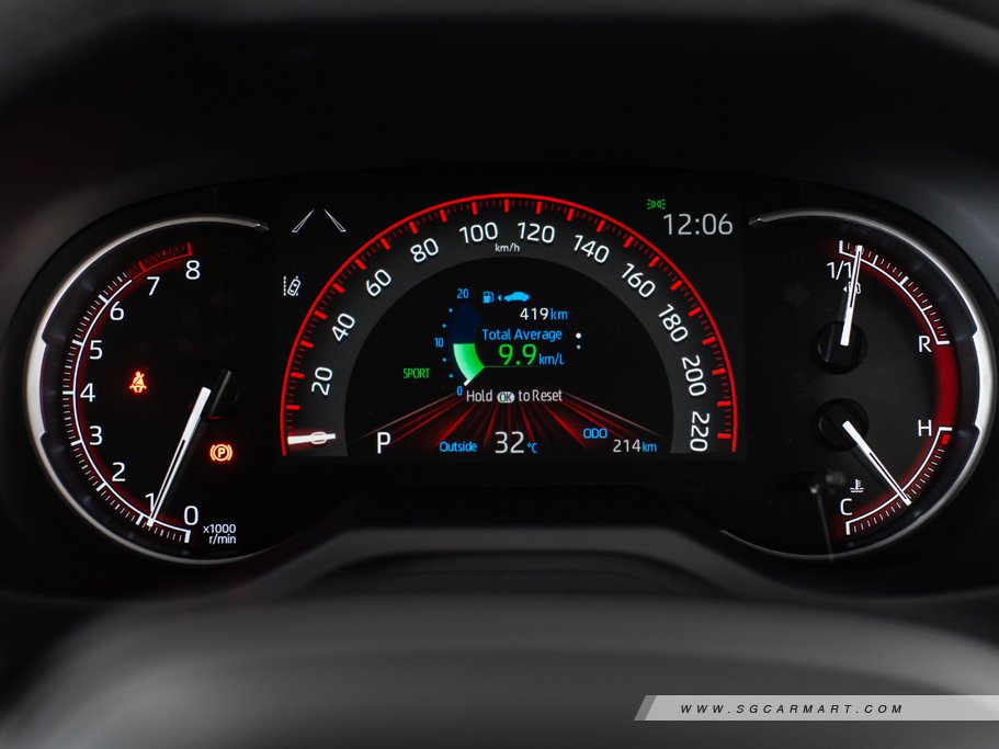 https://i.i-sgcm.com/new_cars/cars/12428/12428_g17