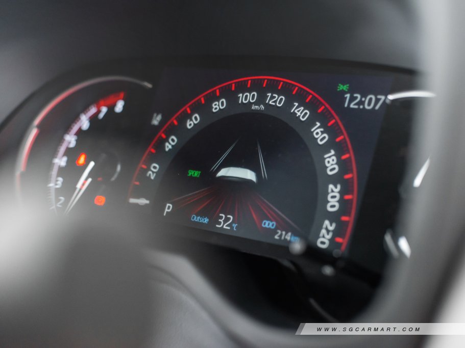 https://i.i-sgcm.com/new_cars/cars/12428/12428_g18