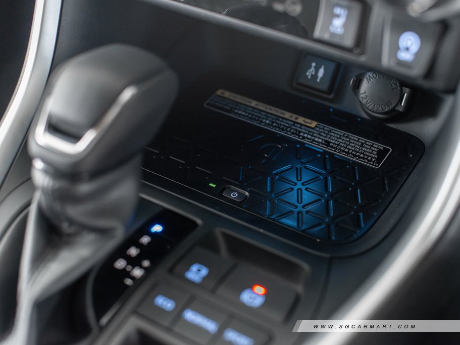 https://i.i-sgcm.com/new_cars/cars/12428/12428_g22