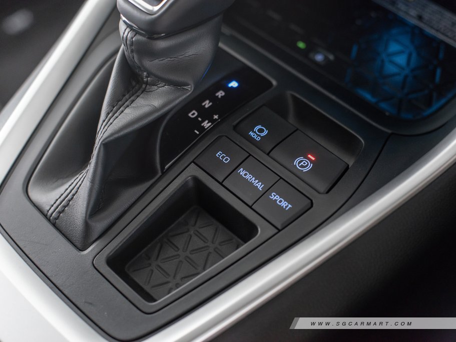 https://i.i-sgcm.com/new_cars/cars/12428/12428_g23