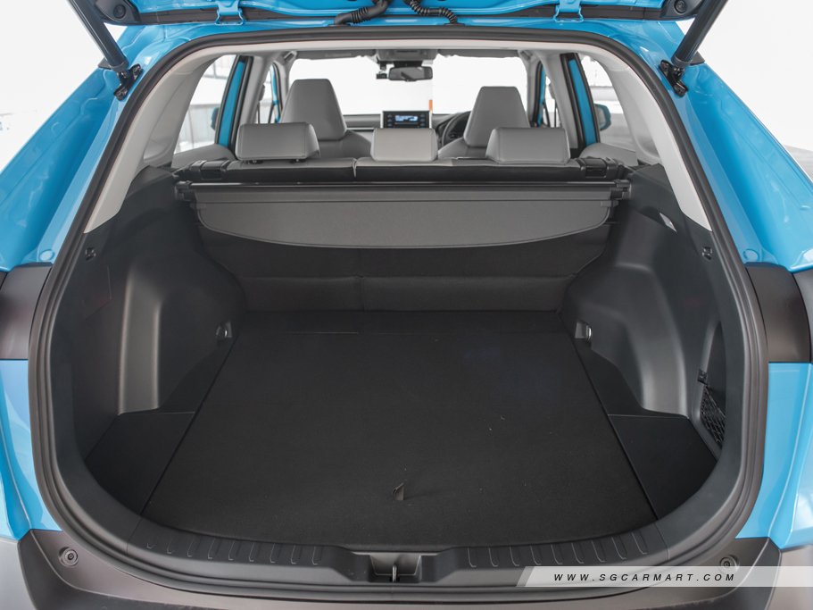 https://i.i-sgcm.com/new_cars/cars/12428/12428_g25