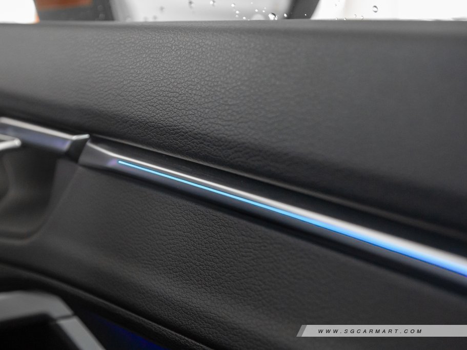 https://i.i-sgcm.com/new_cars/cars/12430/12430_g54