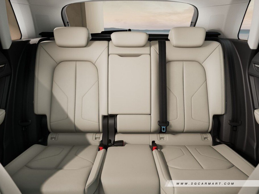 https://i.i-sgcm.com/new_cars/cars/12430/12430_g77
