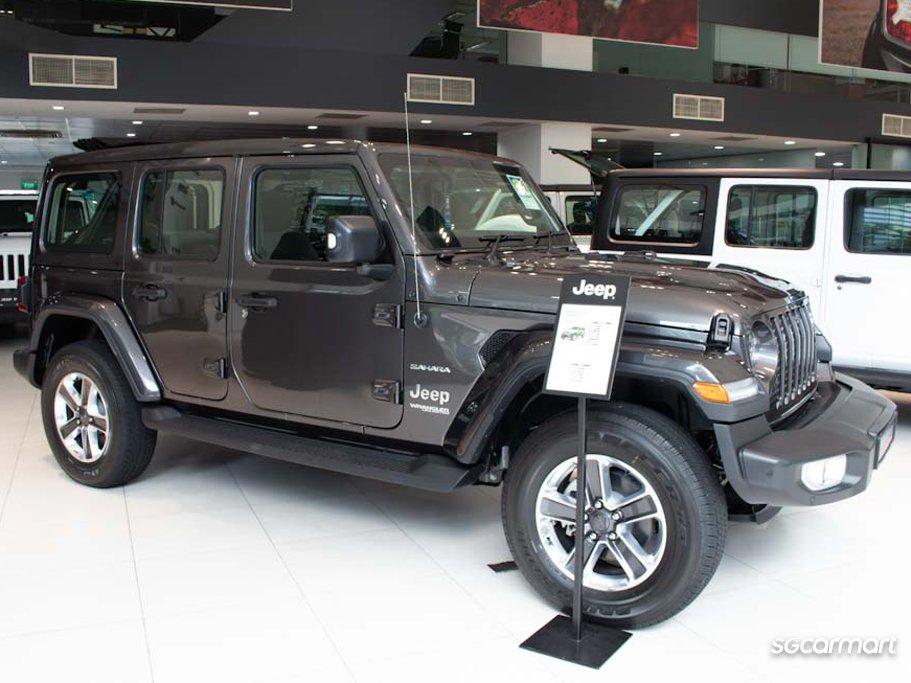https://i.i-sgcm.com/new_cars/cars/12431/12431_g56