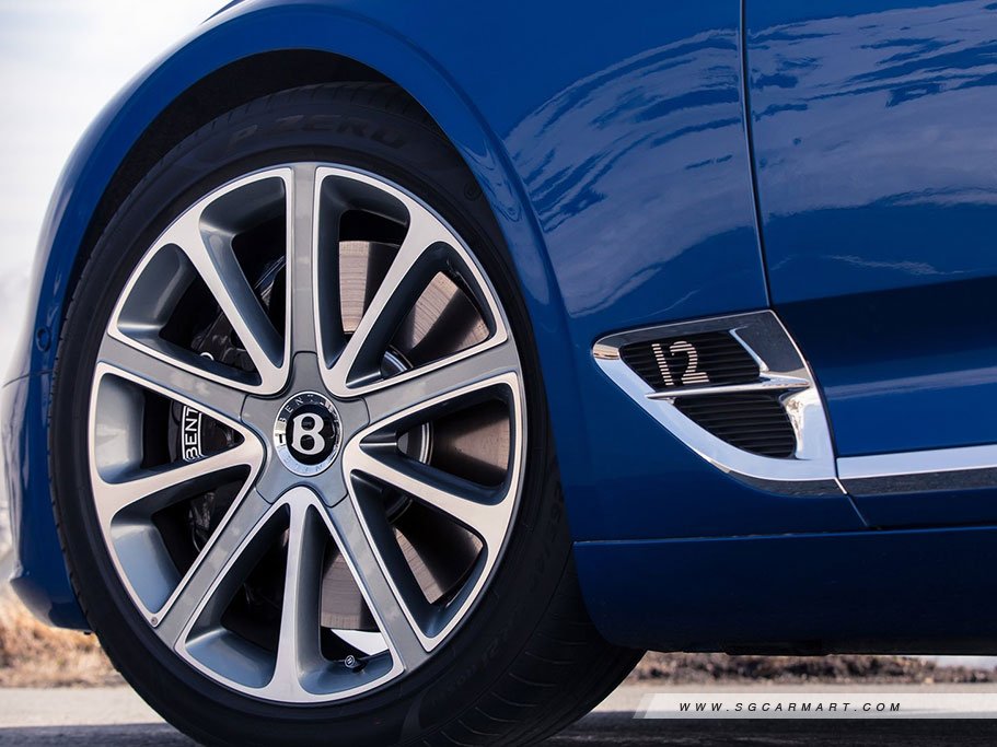 https://i.i-sgcm.com/new_cars/cars/12435/12435_g9