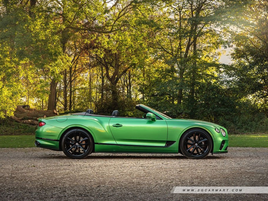 https://i.i-sgcm.com/new_cars/cars/12436/12436_g12