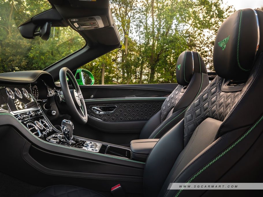 https://i.i-sgcm.com/new_cars/cars/12436/12436_g24
