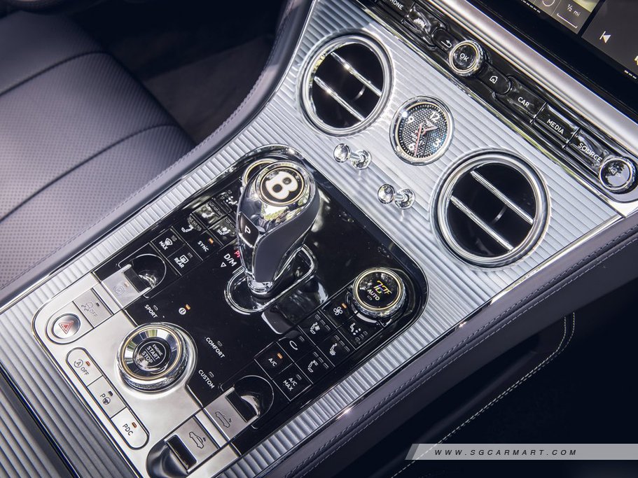 https://i.i-sgcm.com/new_cars/cars/12436/12436_g32