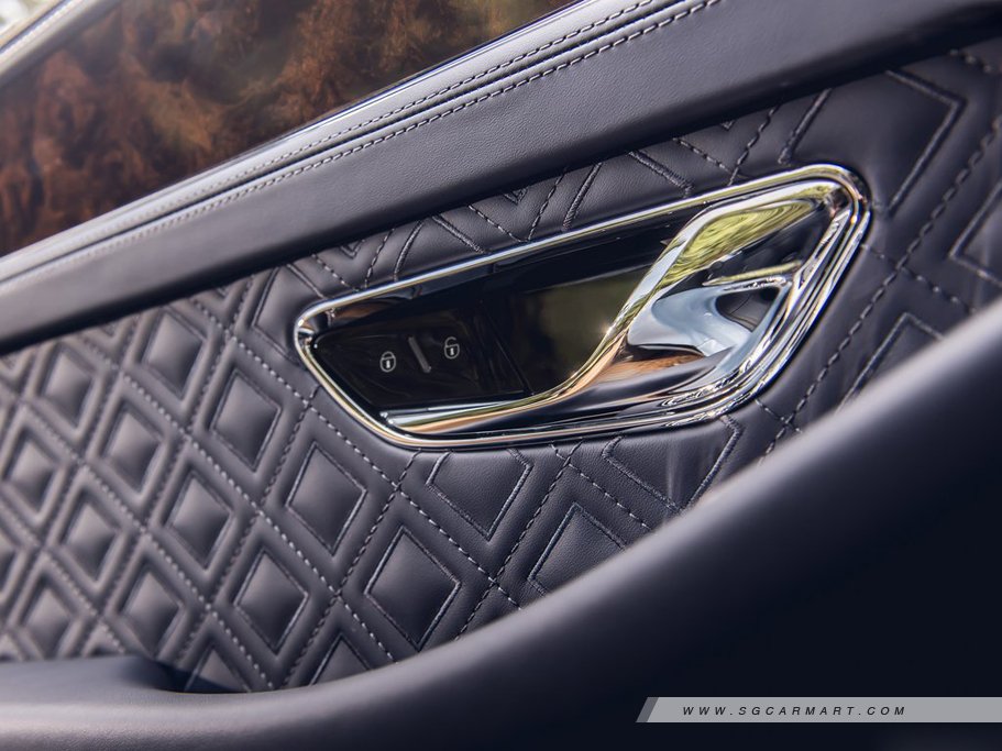 https://i.i-sgcm.com/new_cars/cars/12436/12436_g35