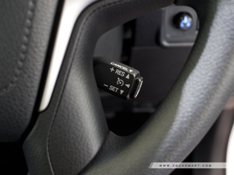 https://i.i-sgcm.com/new_cars/cars/12438/12438_g20