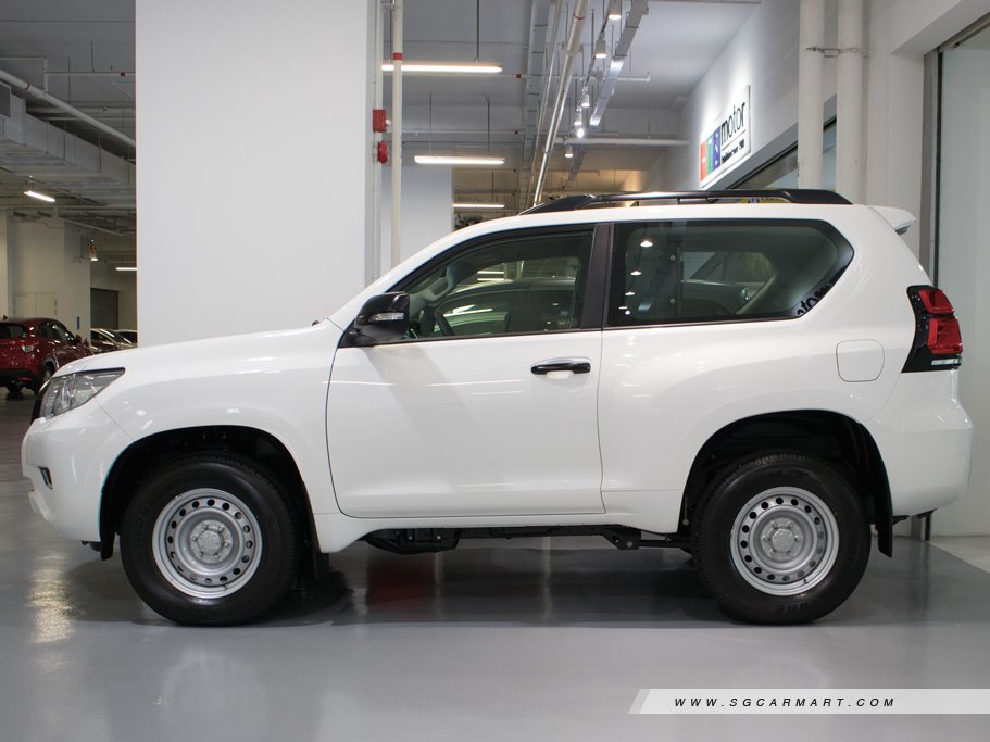 https://i.i-sgcm.com/new_cars/cars/12438/12438_g5