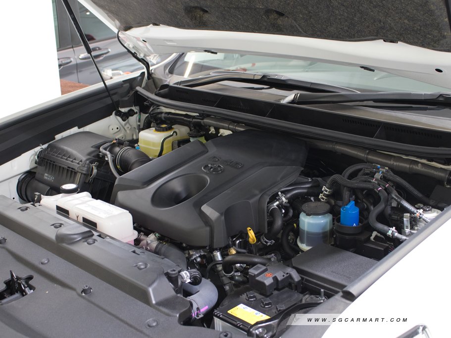 https://i.i-sgcm.com/new_cars/cars/12438/12438_g69