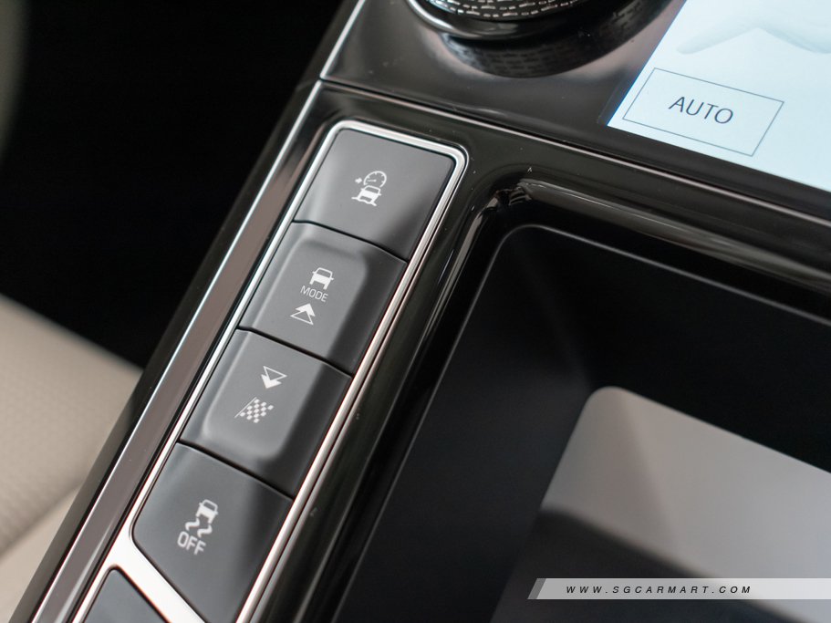 https://i.i-sgcm.com/new_cars/cars/12441/12441_g32